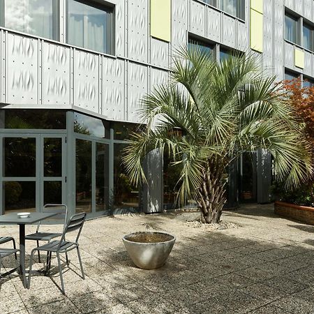 B&B HOTEL Orly Rungis Aéroport Exterior foto